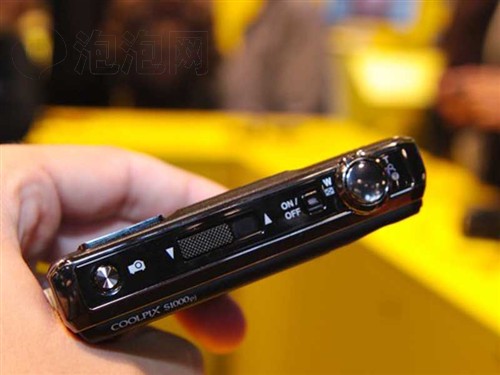 入門(mén)級(jí)卡片相機(jī)尼康S1000pj僅售1965元